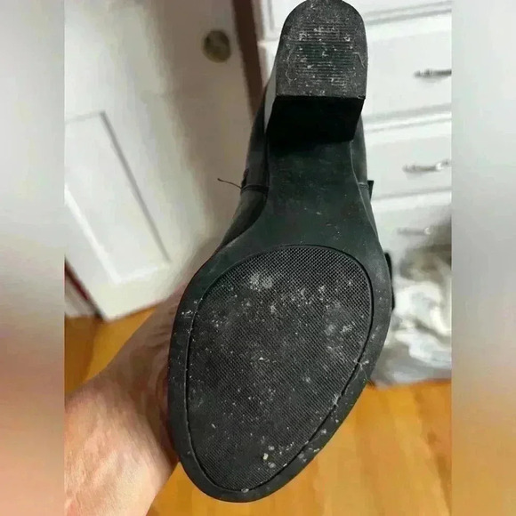 Sugar Black Leatherette Women's Buckled High Heel Boots Sz 8.5 - Picture 9 of 10